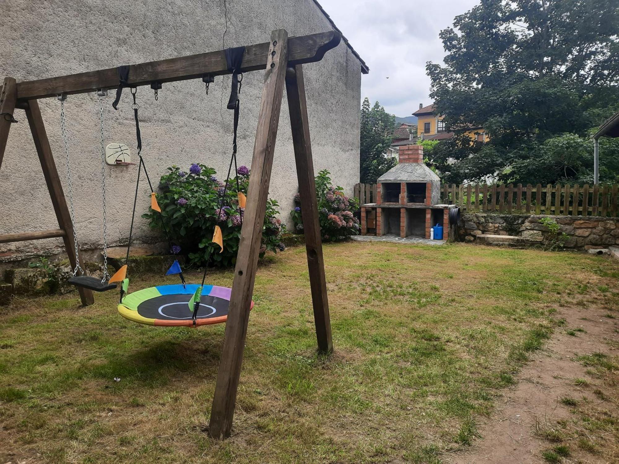 Apartamentos Rurales La Candaliega Onís Eksteriør billede