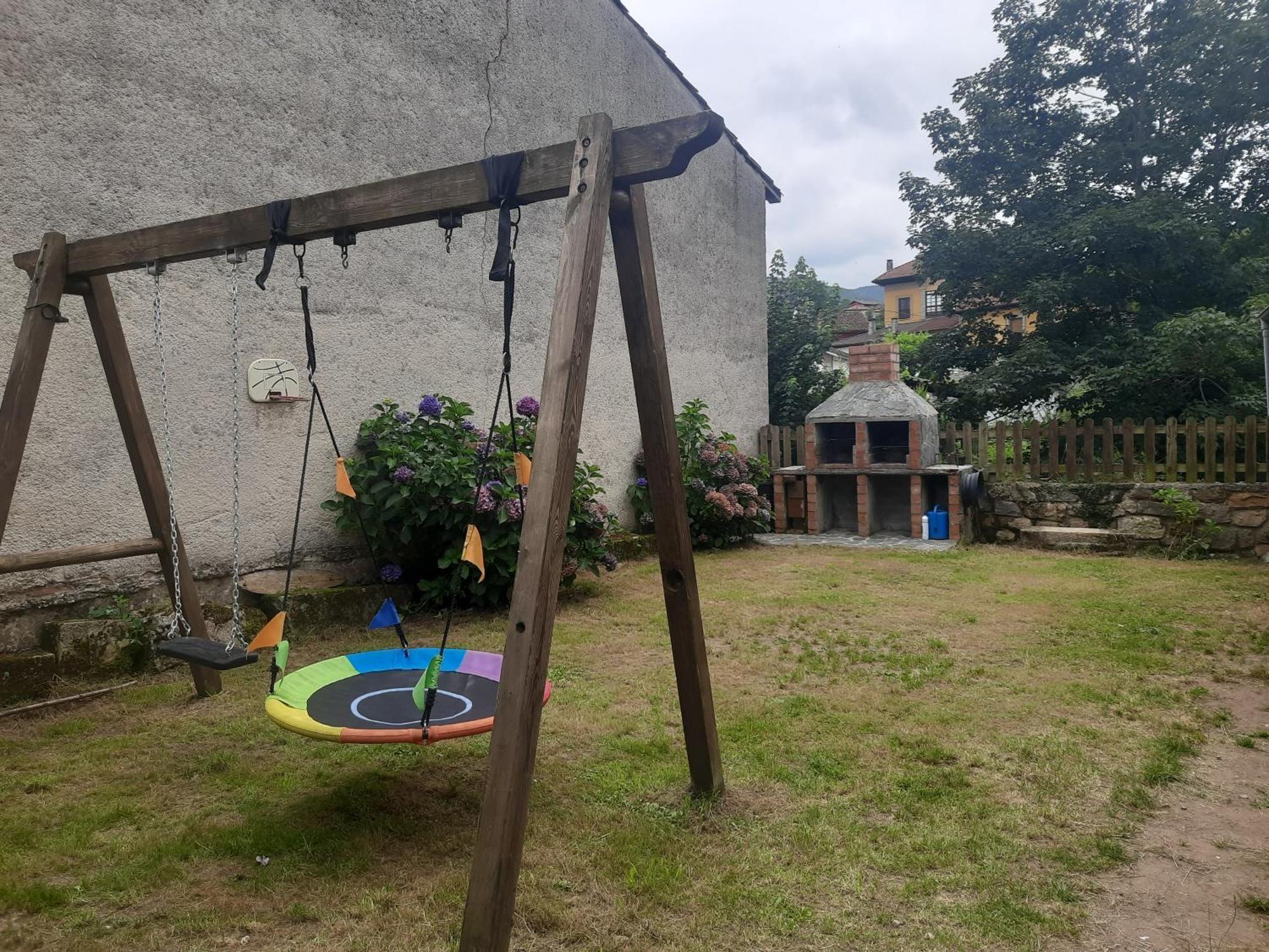 Apartamentos Rurales La Candaliega Onís Eksteriør billede